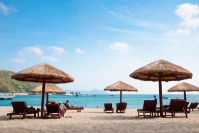 三亞現(xiàn)在去人多？聽說冬天去三亞人很多？